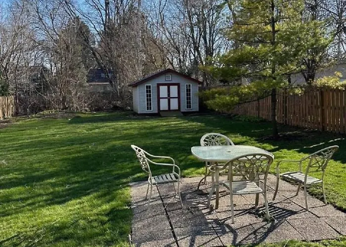 Cozy W Front Porch Dt Near Naval Base Apartamento *