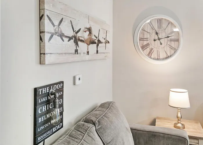 Cozy W Front Porch Dt Near Naval Base Apartamento Libertyville